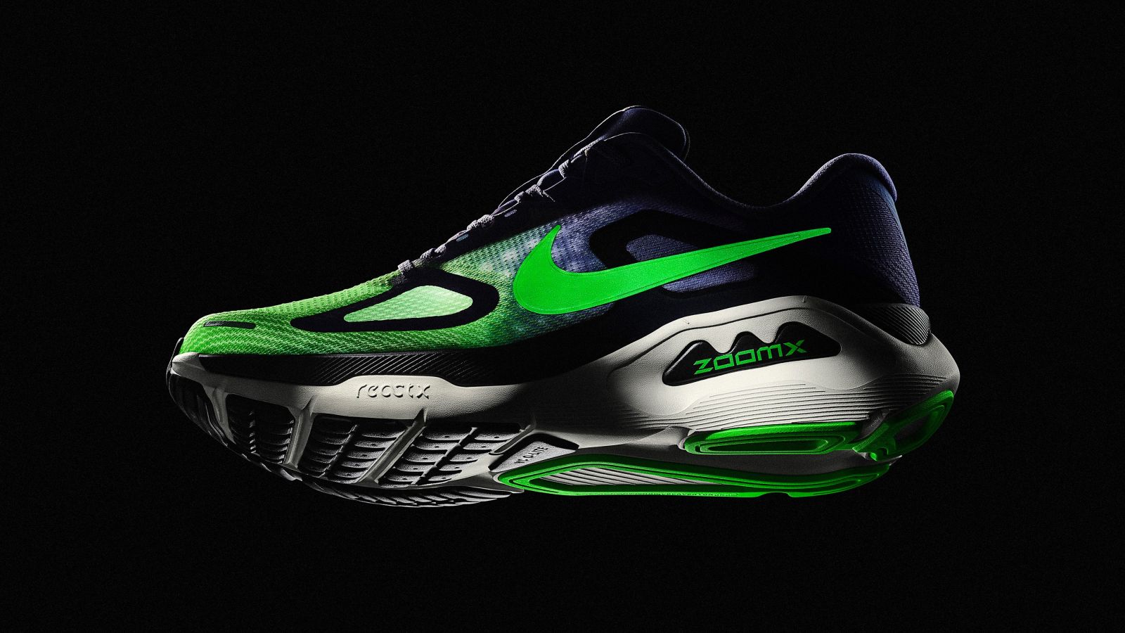 Nike Lansează Noul Model Structure Plus