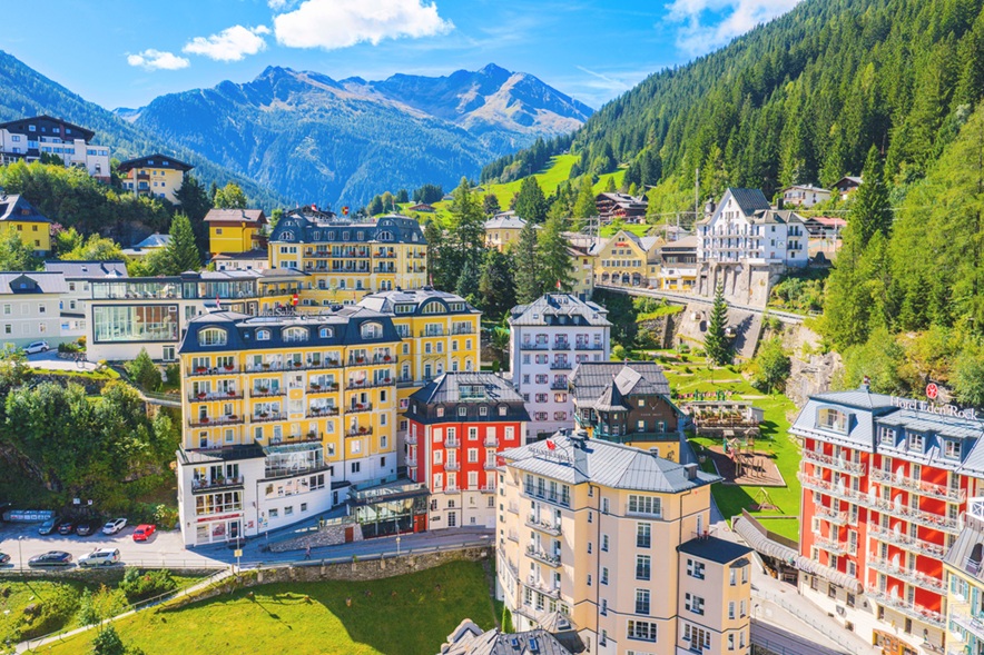Top 5 lucruri de neratat în vacanța de Paște la Bad Gastein (Austria), cu baza la Salzburger Hof Collection 1 Top 5 Lucruri De Neratat În Vacanța De Paște La Bad Gastein (Austria), Cu Baza La Salzburger Hof Collection